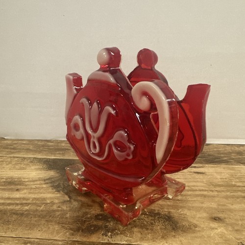 Vintage 6" Lucite Napkin Holder - Teapot Design - MCM - Red & White - USA Made - Picture 6 of 8