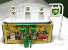 Matchbox/Lesney Accessory Pack#A-1B BP PETROL PUMPS & SIGN, Type C Box,  Mint !