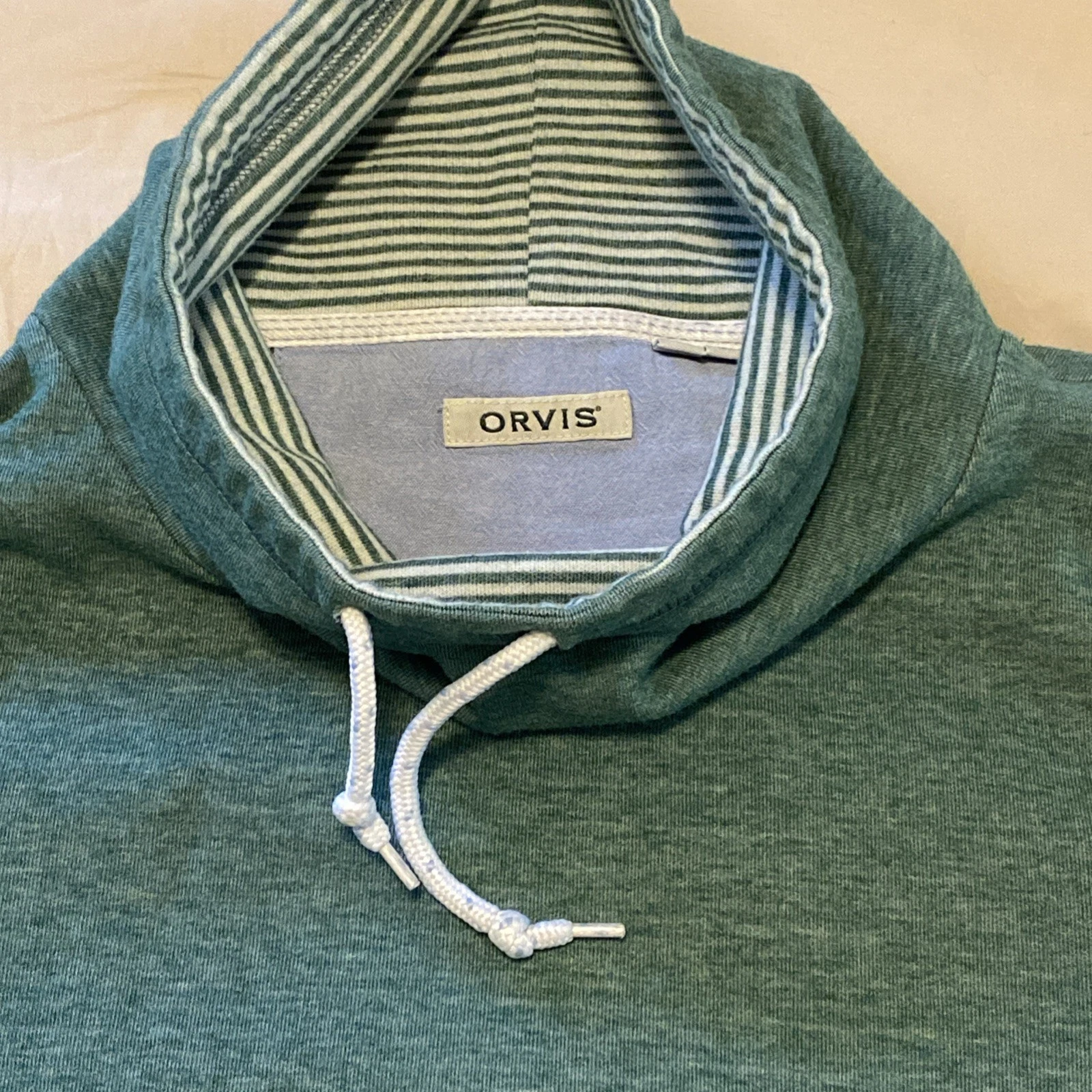 Orvis Women’s Cowl Neck Pullover Hoodie, Pockets, Green, Lightweight Medium Logo