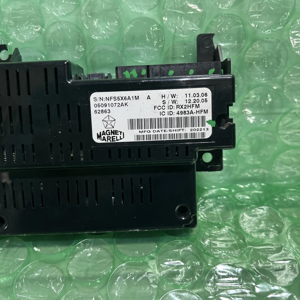 Módulo Bluetooth Uconnect telemático Dodge Charger Chrysler 300 05091072AG Foto 2 de 4