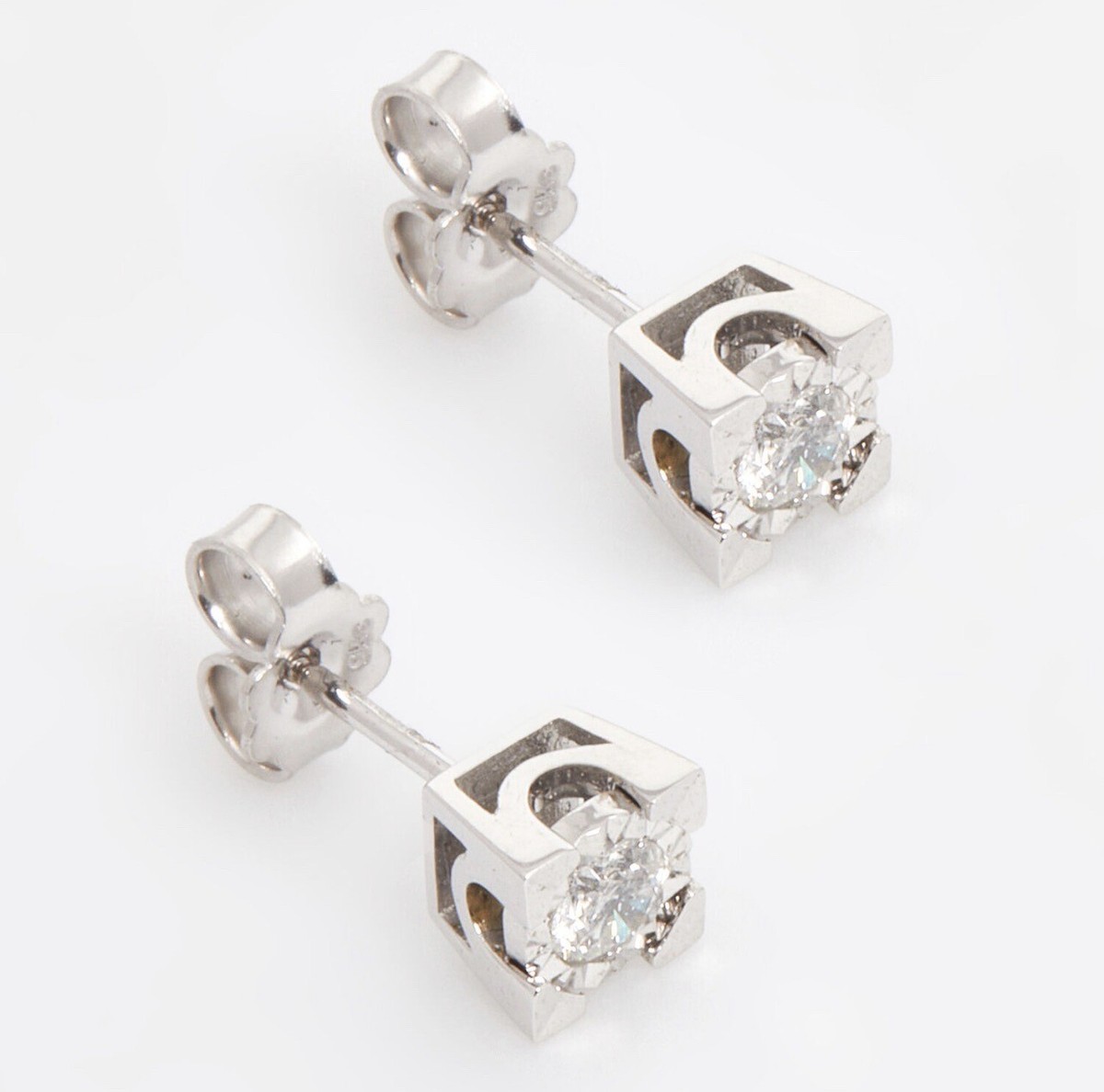 Adara 9ct White Gold Diamond Stud Earrings (RRP: