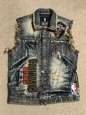 CAVALIERS Denim VEST Men’s LARGE Heritage America Unk Jacket Cavs NBA Cleveland