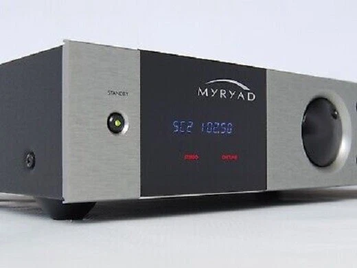 MYRYAD MT-100 SINTONIZADOR ESTÉREO EX-PANTALLA Foto 2 de 2