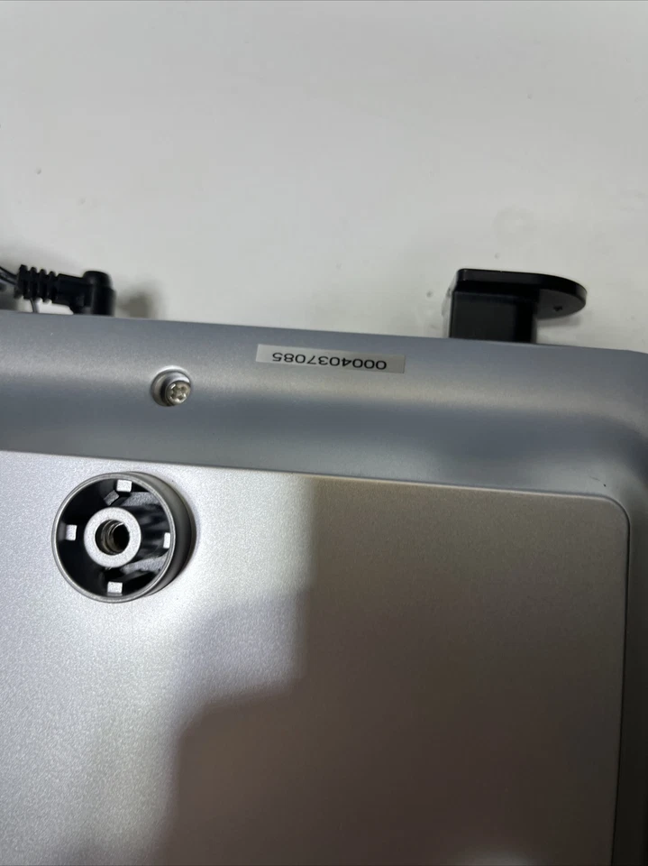 iLive Wireless Under Cabinet Music System IKB318S - Image 4 of 4