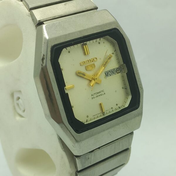 Seiko 5 Automatic 6349-527B Day/Date Vintage Men's Watch Seiko 5 Automatic 6349-527B Day/Date Vintage Men's Watch