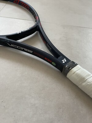 ヨネックス VCORE PRO 100 Yonex VCORE PRO 100 280 g. 2018