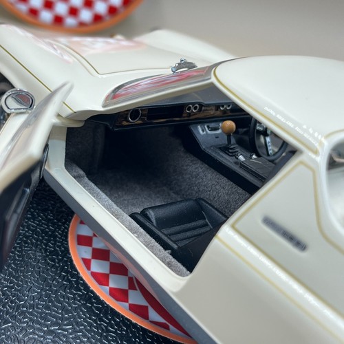 Kyosho 1/18 The Lotus Europa Special with rear wing White Gorgeous 08153W - 第 17/24 張圖片