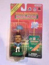  HEADLINERS SIDELINE QUARTERBACKS STEVE MCNAIR ACTION FIGURE
