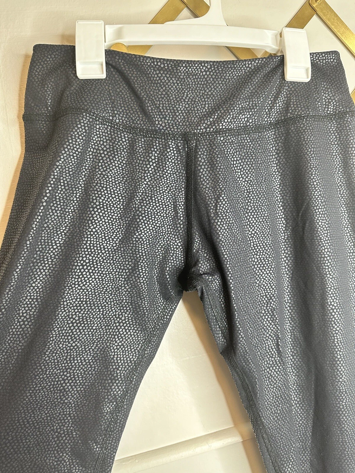 beyond-yoga soft shine high waisted midi leggings