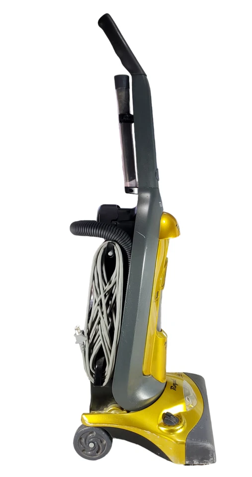 Royal Privilege Upright Vacuum Gold RY7500 with Attachments Blemish Sale - Image 3 of 4