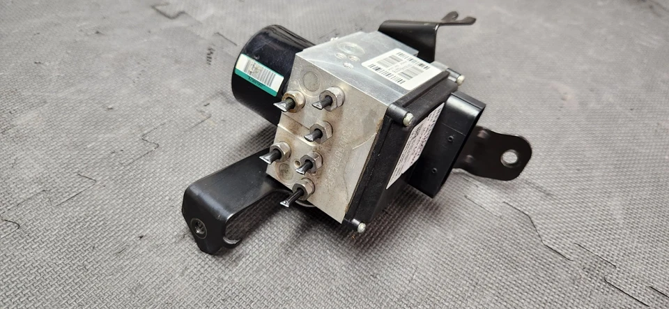 2008 福特野马 GT ABS 模块防锁制动器“手动”原始设备制造商 — 第 3/4 张图片