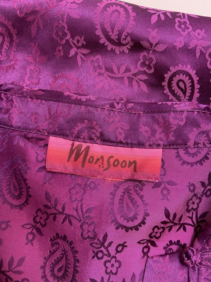 Vintage Monsoon Size 16 Paisley Silk Top Embroidered Sequin Magenta Blouse - Image 4 of 4