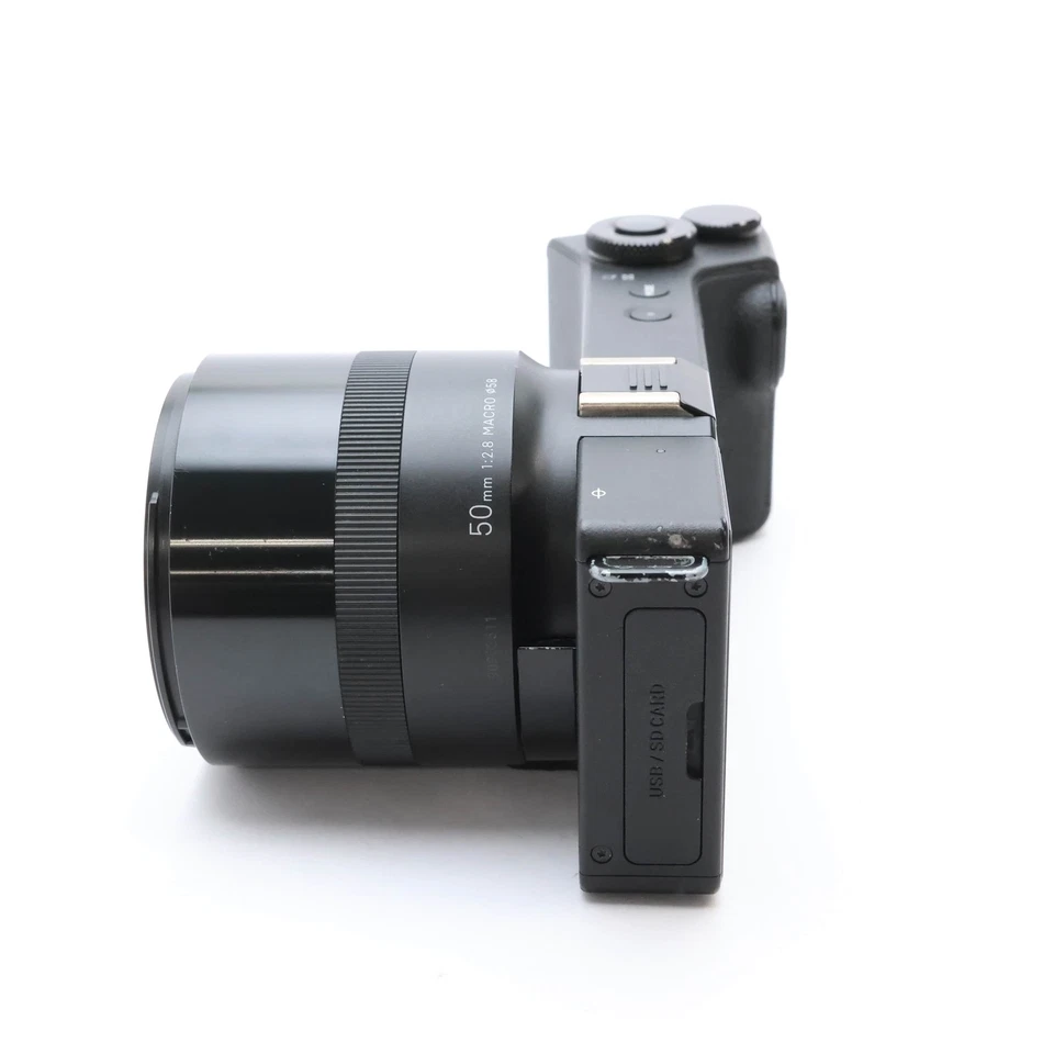 Sigma dp3 Quattro Digital Camera #270 - Image 2 of 4