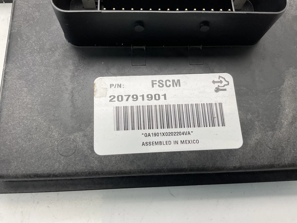 Unidad de módulo de control de flujo de bomba de combustible Buick Lacrosse 2010-2012 ECU ECM fabricante de equipos originales Foto 2 de 4