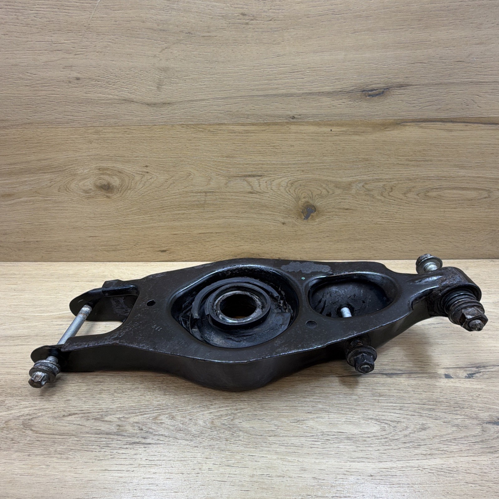 🟢 2014-2017 Maserati Ghibli Rear Left Side Suspension Lower Control Arm🟢
