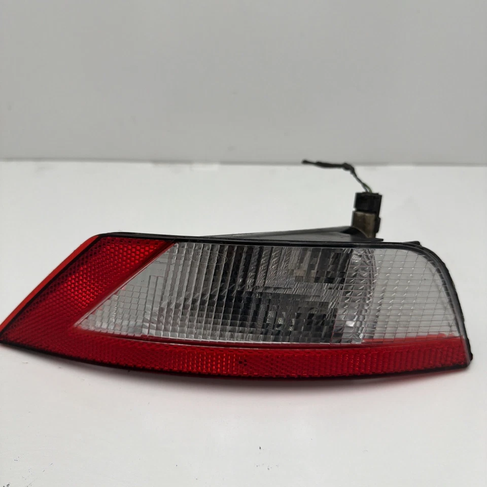 Luz marcadora trasera derecha pasajero ford ecosport 2022 2021 2020 2019 2018 Foto 3 de 4