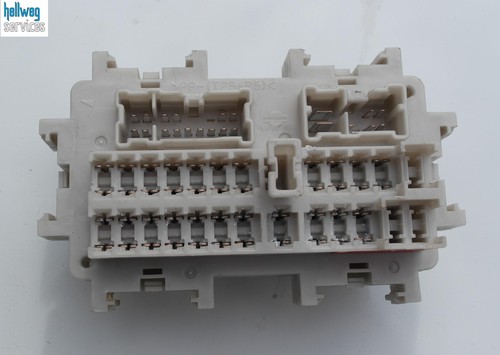 Sicherungskasten   -  Nissan  Navara  D40  -  24350EA00A