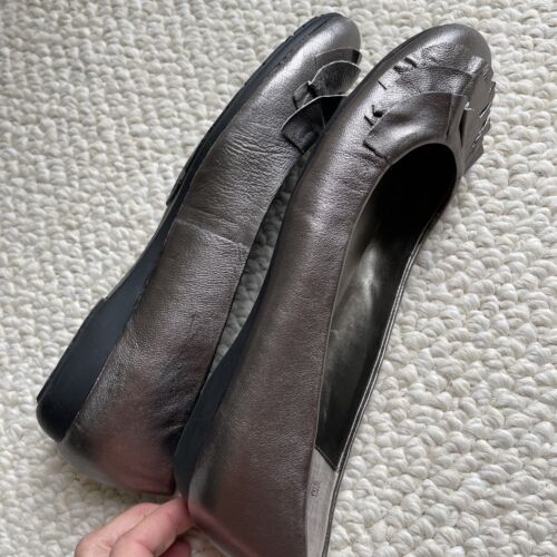 Me Too New Soft Leather Flat Shoes 1/4“ Heel Dress /Casual US 9 1/2 Metalic - Picture 4 of 8