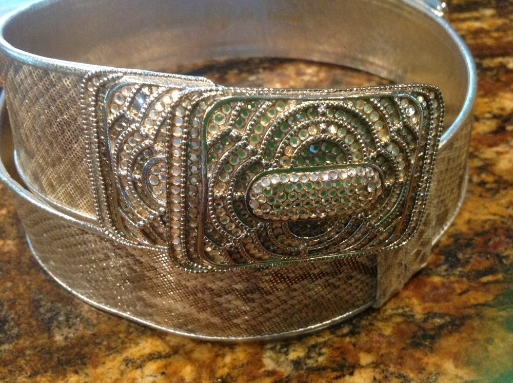 REDUCED!VINTAGE FINESSE LA MODEL PYTHON SILVER BE… - image 3