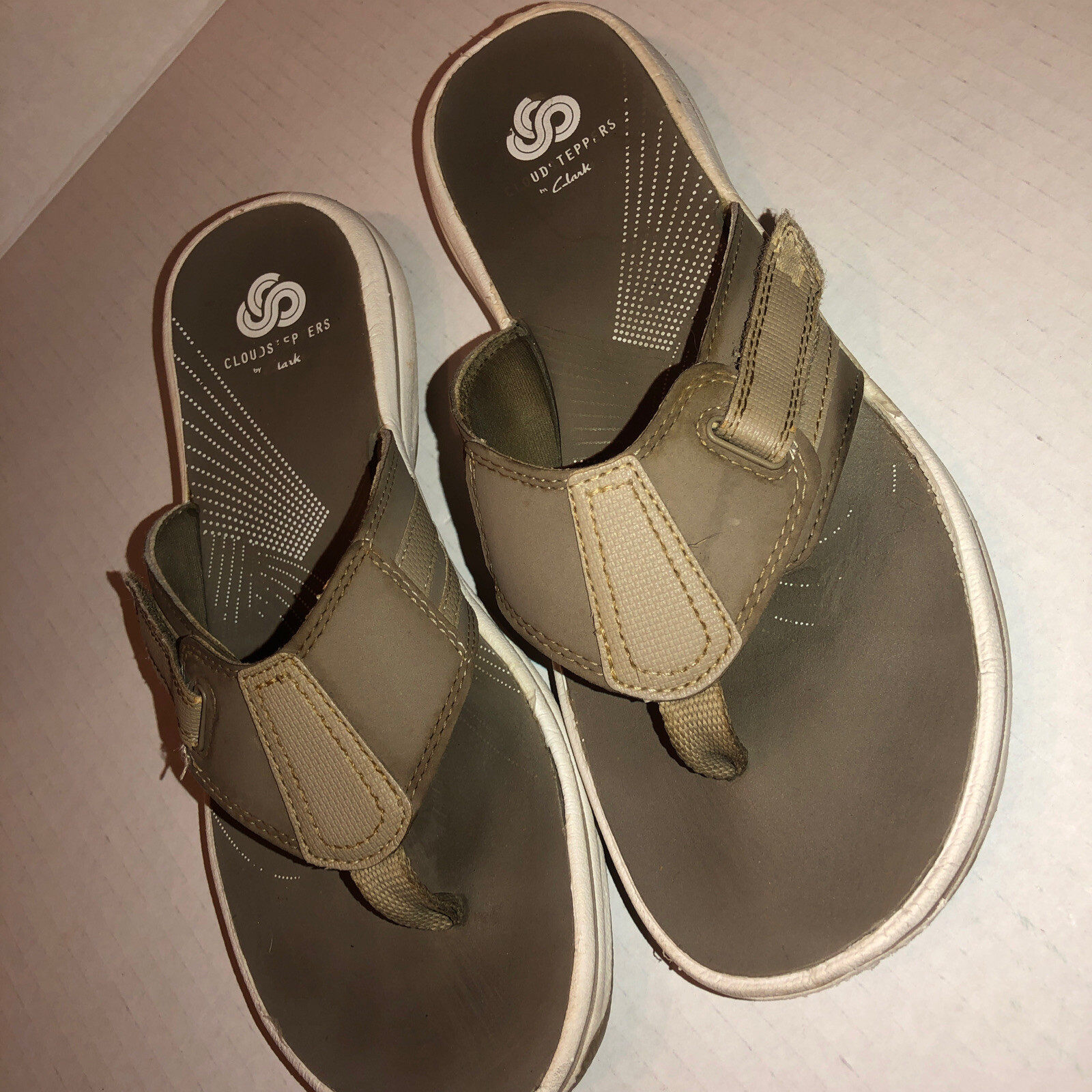 Womens CLARKS CLOUDSTEPPERS Sea Breeze Flip Flop Sand… Gem