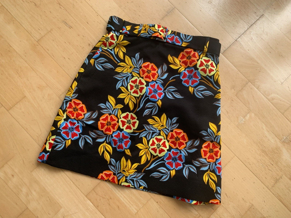 MSGM Black Floral Print Mini Skirt IT 42 UK 10 : HARDLY WORN