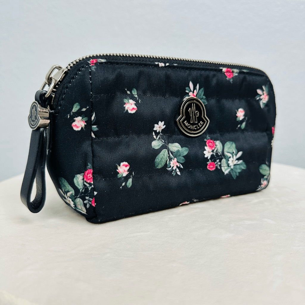 バッグ MONCLER 楽天市場】MONCLER モンクレール トートバッグ TECH TOTE