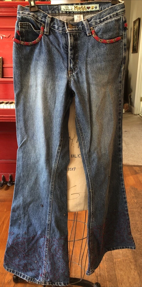 ¡CUENTAS A MANO!!!  Pantalones de mezclilla Mudd para mujer talla 5 juniors azul elástico parte inferior ancha Foto 2 de 4