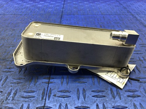 2019-2023 BMW M850I 4.4L ENGINE OIL COOLER HEAT EXCHANGER 11427648914 OEM 2022 - Picture 4 of 13