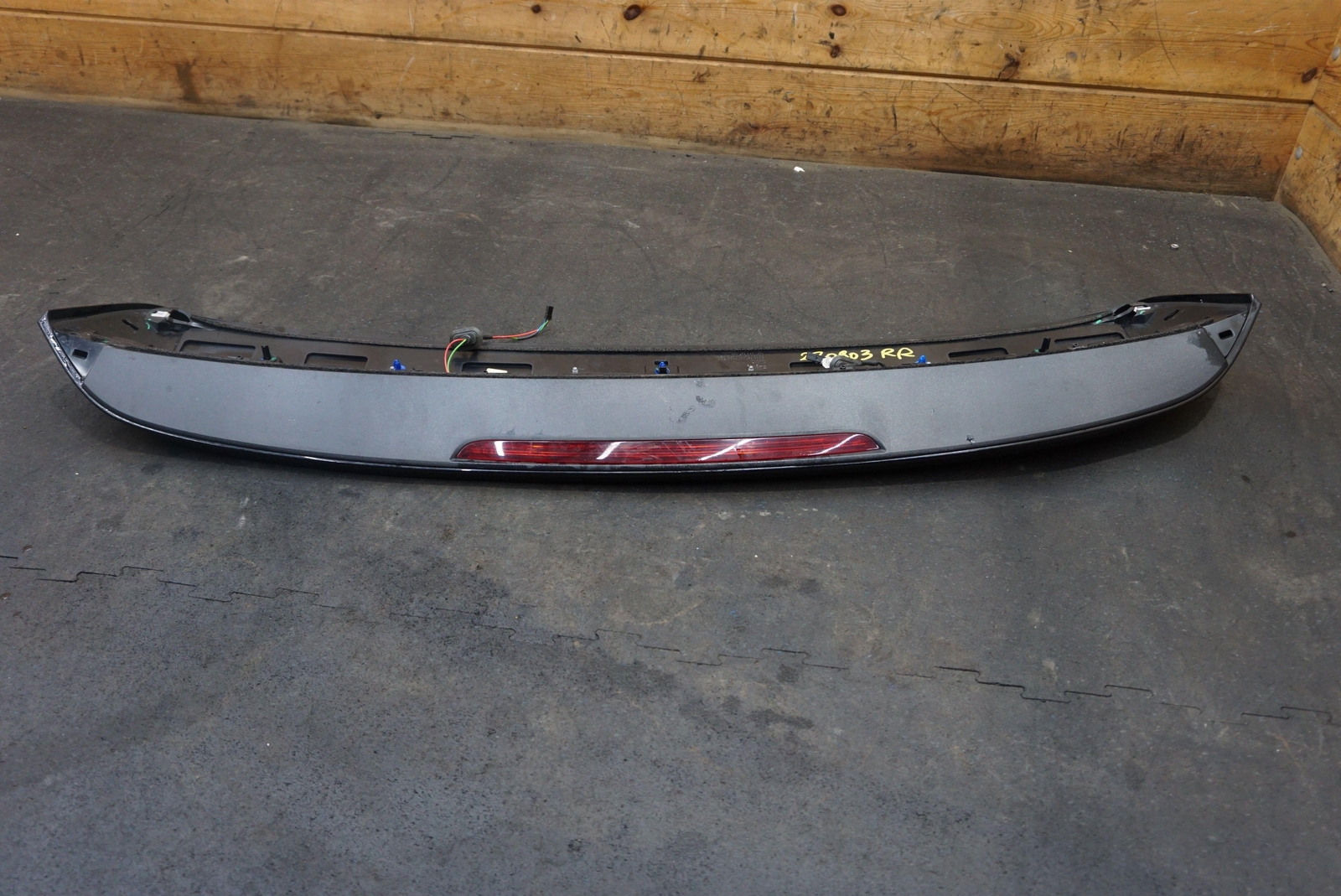 Rear Trunk Spoiler Black Trim Brake Light 36A827933 Bentley Bentayga 2016-2020