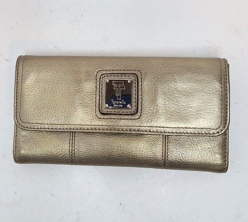 TIGNANELLO GOLD LEATHER TRI-FOLD WALLET ORGANIZER