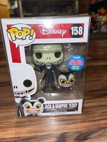 FUNKO POP DISNEY 158 JACK SKELLINGTON WITH PROTECTOR EXCLUSIVE NEW YORK COMIC CO