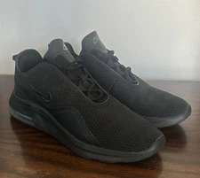 Nike Mens Air Max Motion 2 AO0266-004 Black Running Shoes Sneakers Size 8.5