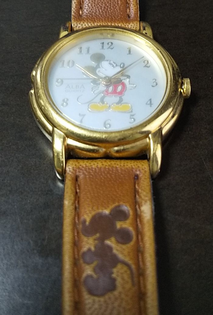 デッドストック 未使用 SEIKO ALBA 白雪姫 アニメメロディ 腕時計 激レア！昭和レトロ、新品未使用】セイコー アニメメロディ 白雪姫