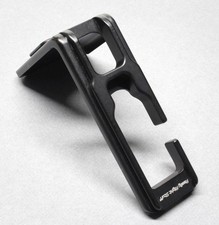 Really Right Stuff RRS BGE7-L A L-Plate for Canon 7D with Grip