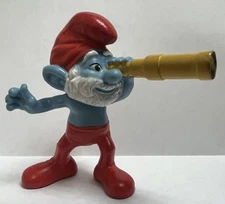 Vintage 2011 McDonald’s Papa Smurf Happy Meal Toy Peyo PVC 2.75”