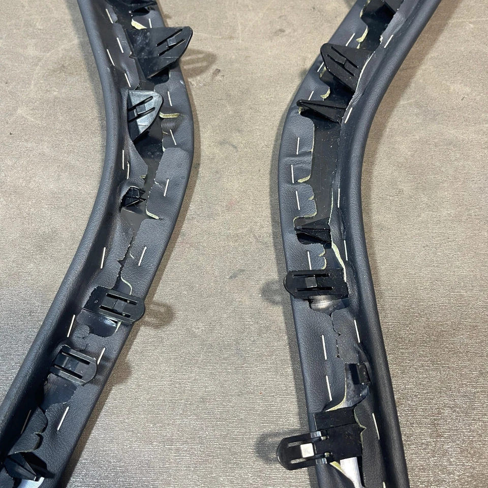 2011-2017 LEXUS CT200H 中心控制台左右皮革装饰套装 2 件原始设备制造商 — 第 4/4 张图片