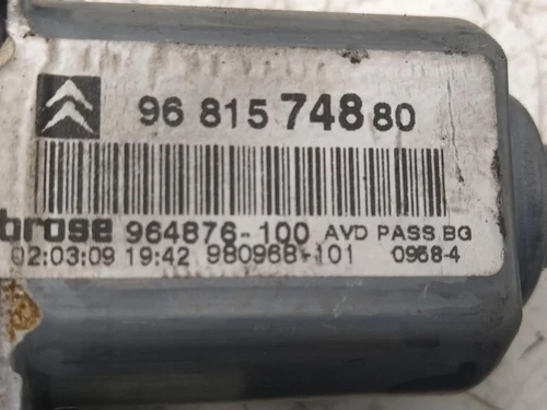 9681574880 Elevalunas Delantero Derecho para CITROEN C4 BERLINA Exclusiv 2349438 - Imagen 4 de 9