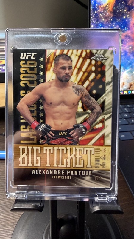 2026 Topps Chrome UFC Alexandre Pantone SSP Big Ticket #BT-01 Superfractor 1/1