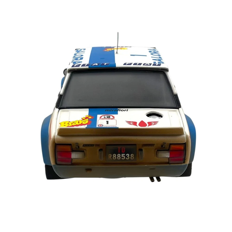Modellino Auto Kyosho 1/18 Fiat 131 Abarth #1 Winner 1000 Lakes Rally 1980 Di... - Immagine 4 di 4