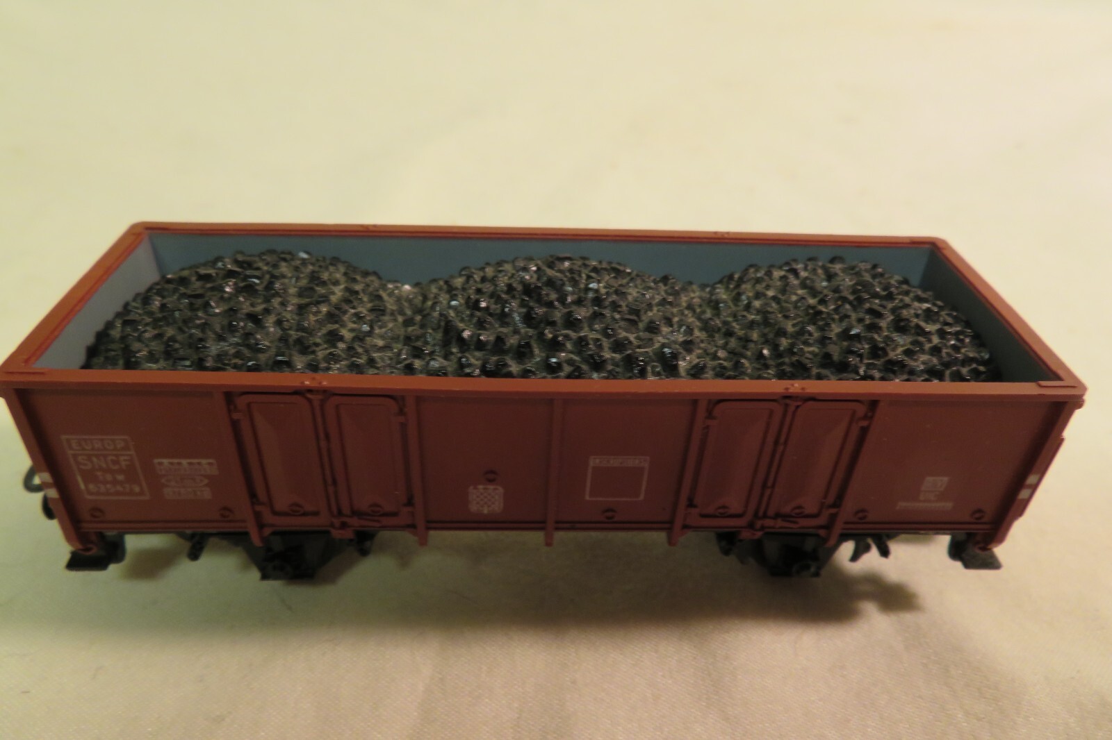 Picture 3 of 6