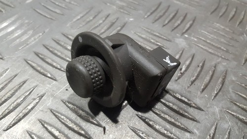 Renault Scenic 1996 Wing mirror control switch (Exterior Mirror Sw #289041-73