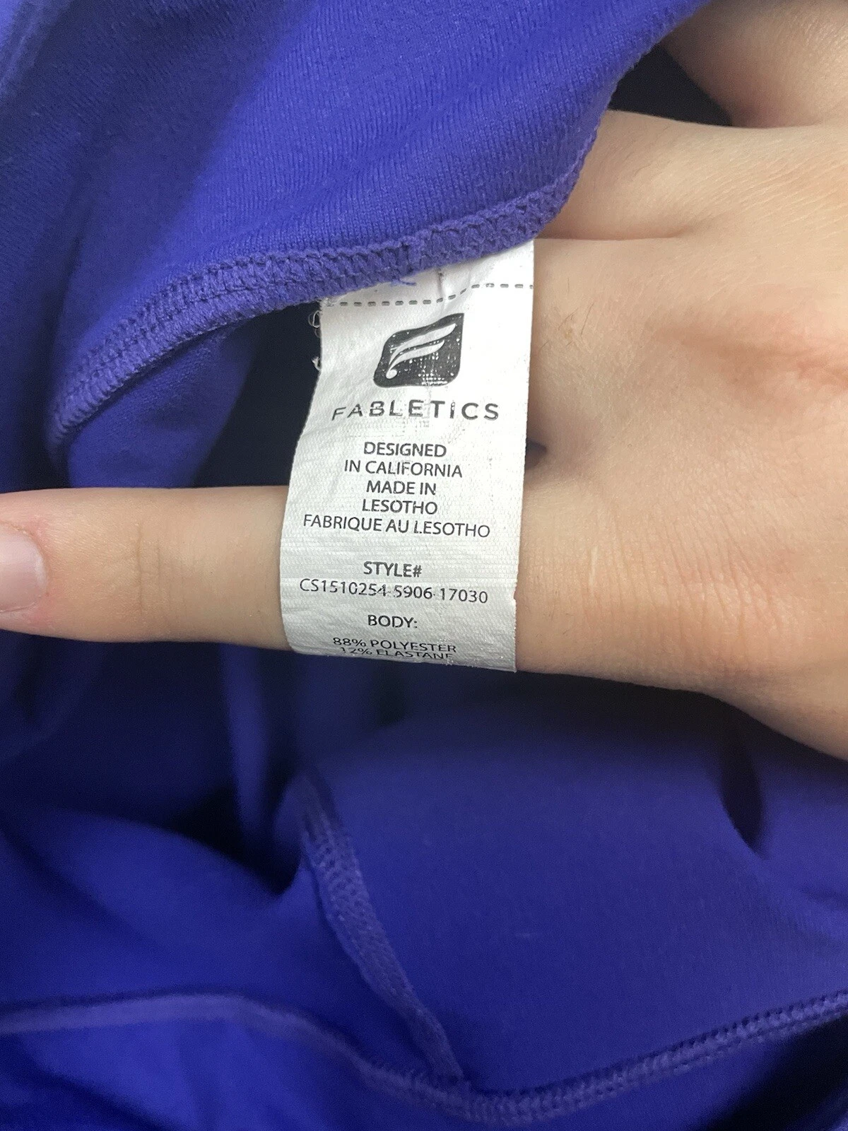 fabletics pull on capri leggings