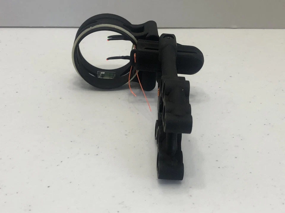 Mira de tiro con arco TruGlo Atomic de 3 pines FIBRA ÓPTICA CAZA TRU GLO nivel Foto 2 de 4