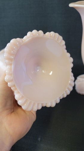 Pair Cambridge Glass Crown Tuscan Pink Sea Shell Base Cornucopia Vases 9 1/4" - Picture 9 of 12