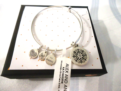 Alex and Ani SNOWFLAKE 2022 Russian Silver Charm Bangle New W/ Tag