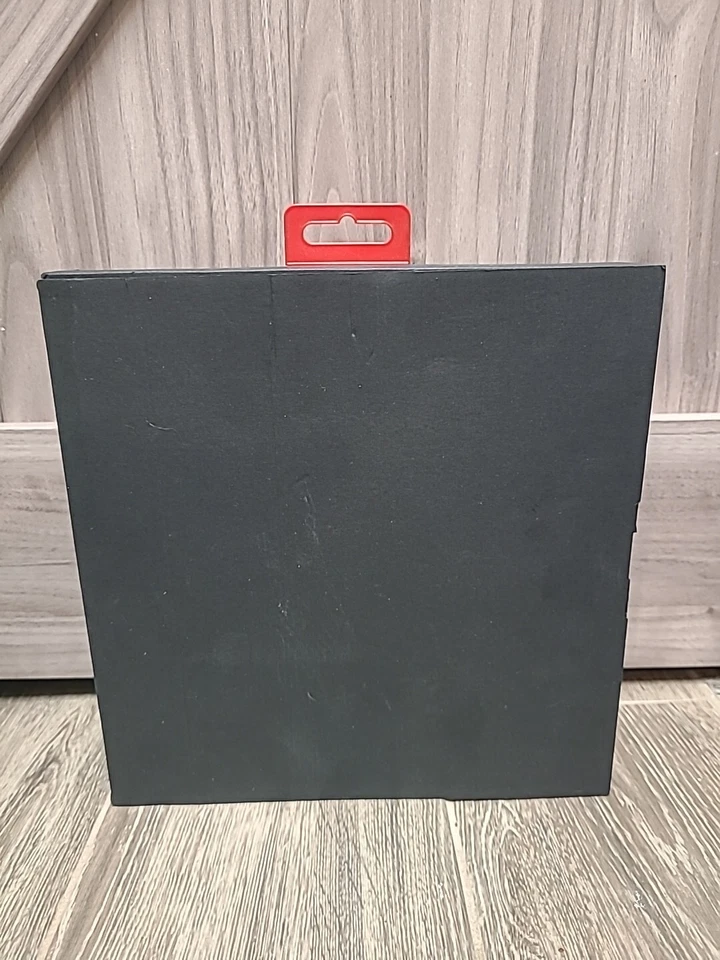 IK Multimedia iKlip3 for iPad or Tablet with Mic Stand Adapter  - Image 2 of 4