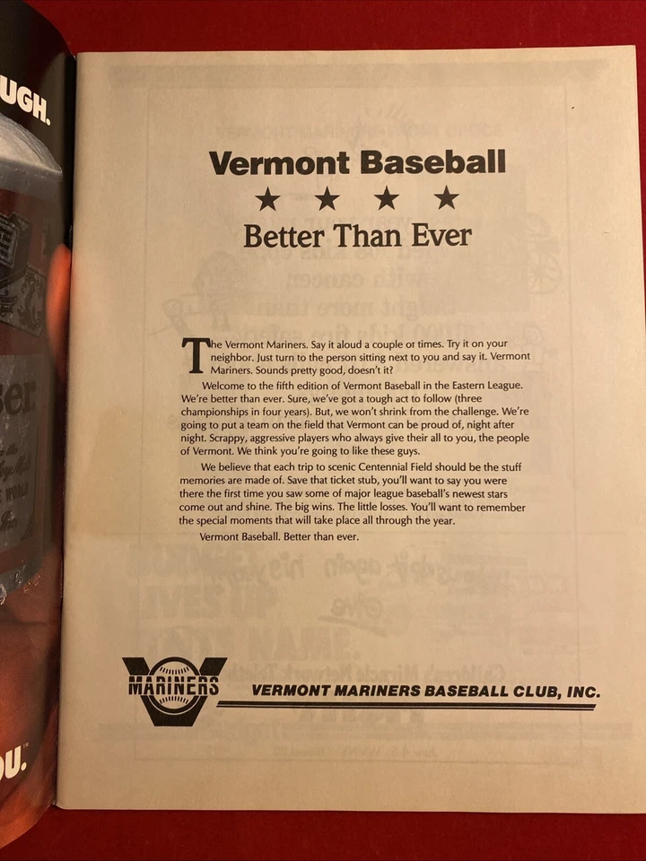 Ken Griffey Jr. Vermont Mariners 1988 Hand Signed Autographed Yearbook RARE! - Image 4 of 4