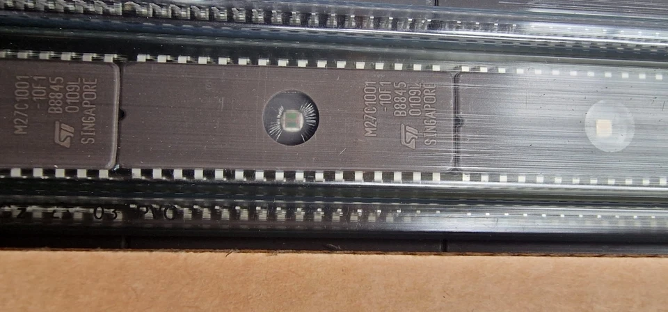 2 PIECES OF ST MICROELECTRONICS M27C1001-10F1, TRACKED POSTAGE - Image 4 of 4