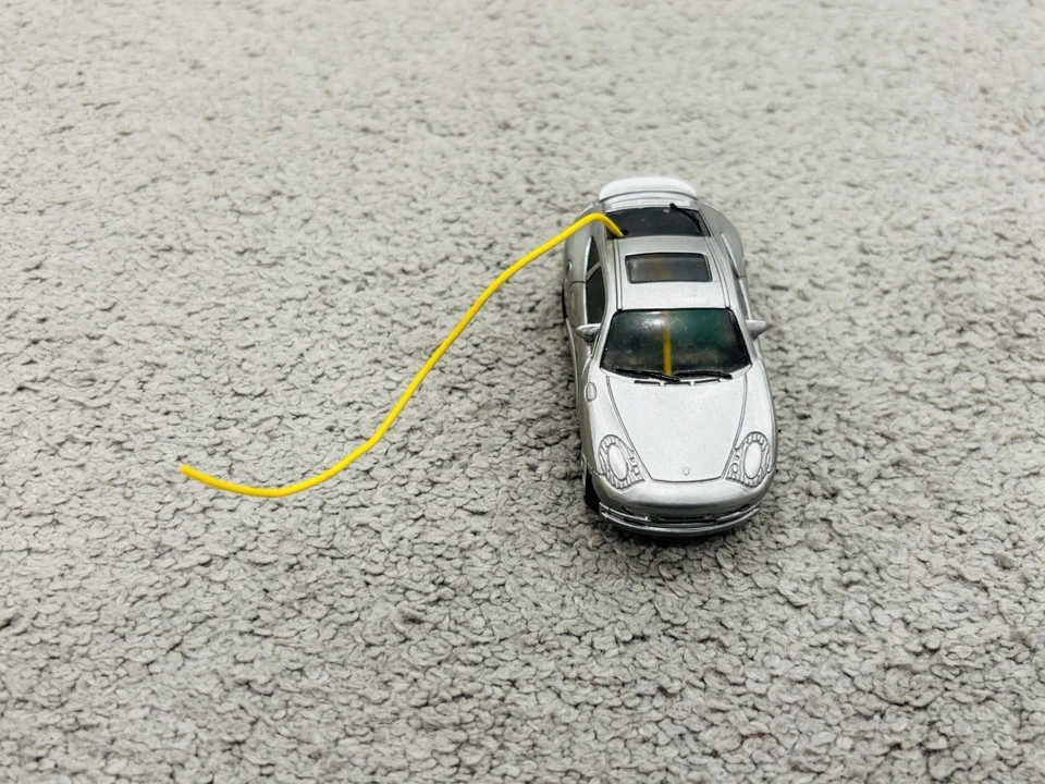 Zip Zaps Micro RC Porsche 911 Turbo 1:64 Scale Silver RadioShack Untested - Image 4 of 4