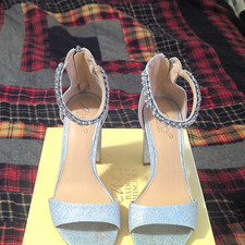 Badgley Mischka Silver Glitter Rhinestone Ankle Strap Sandals Women  s US 7